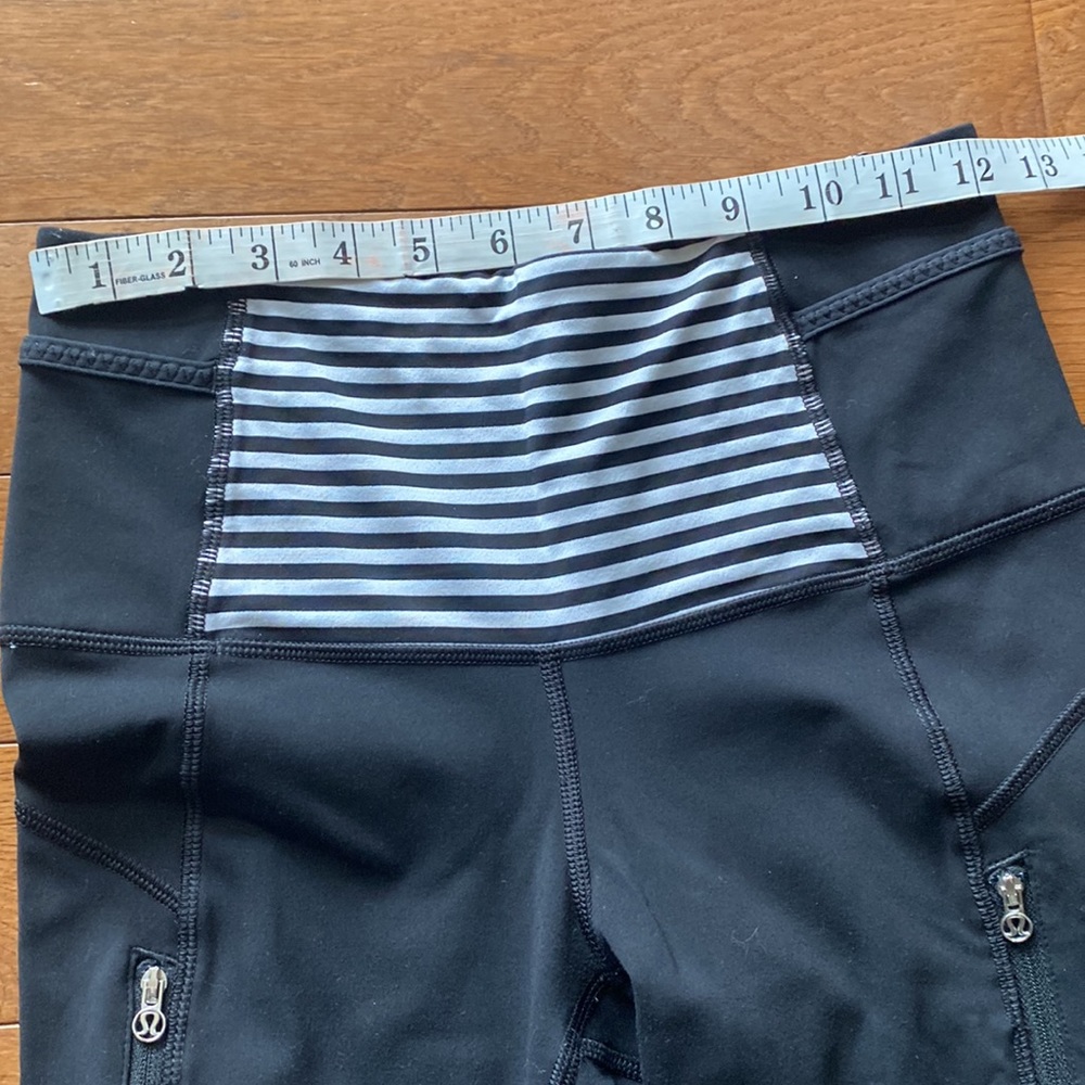 🤍🖤 LULULEMON ICE QUEEN PANT-BLACK/WHITE MINI STIPE-4🖤🤍 - Picture 5 of 11